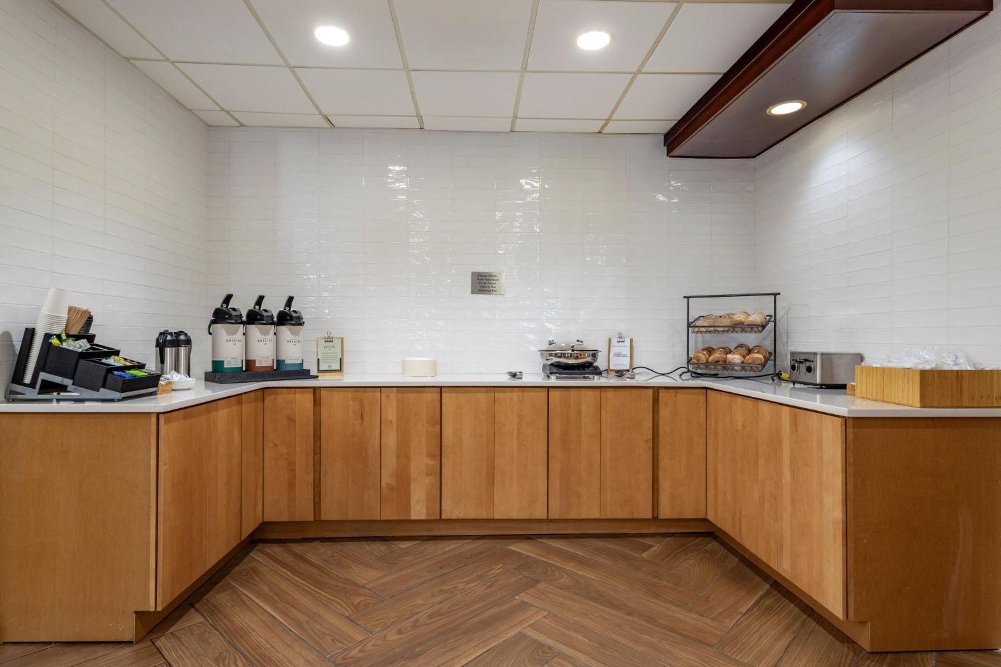 Fairfield Inn & Suites Чероки Экстерьер фото