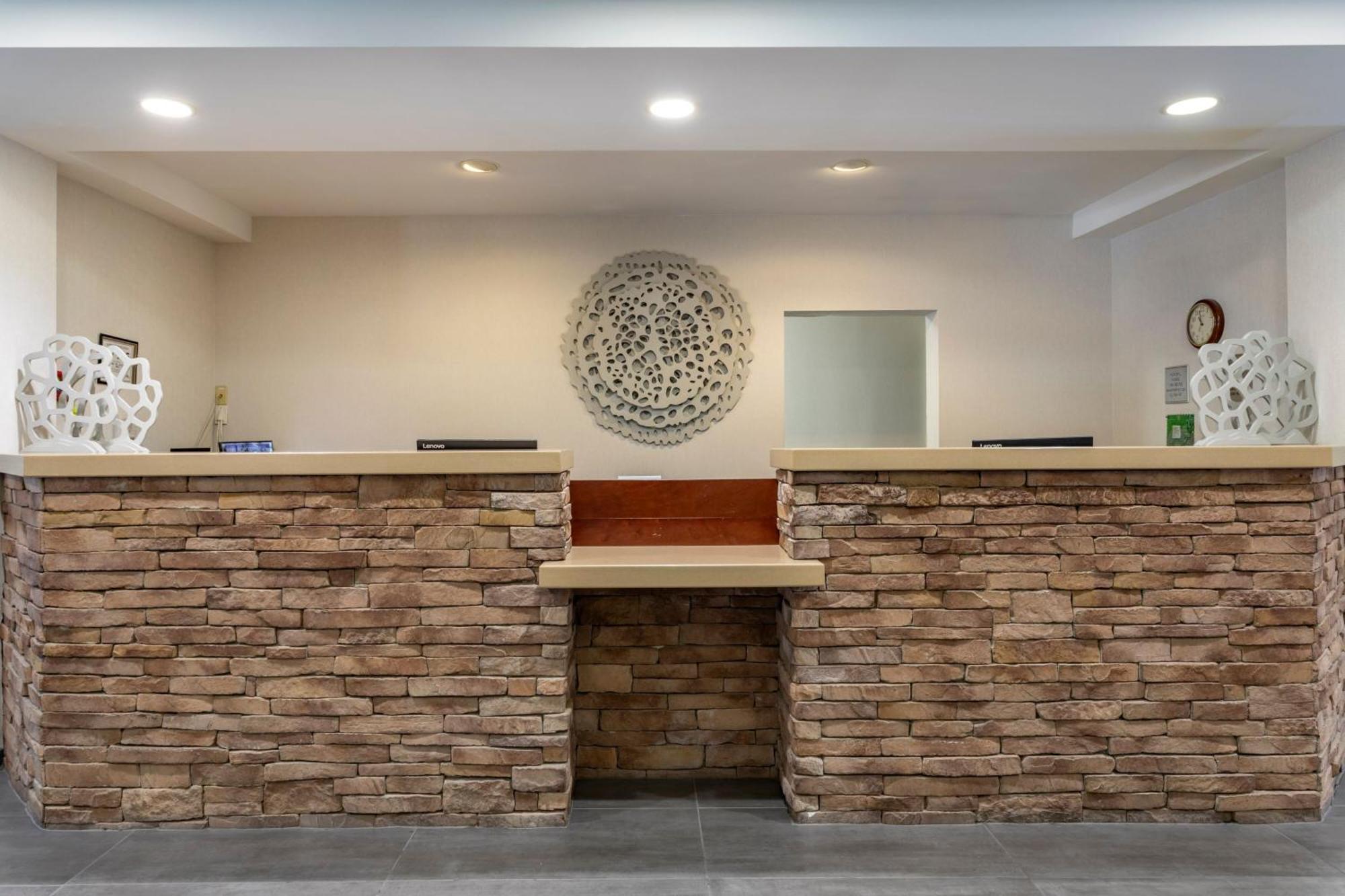Fairfield Inn & Suites Чероки Экстерьер фото