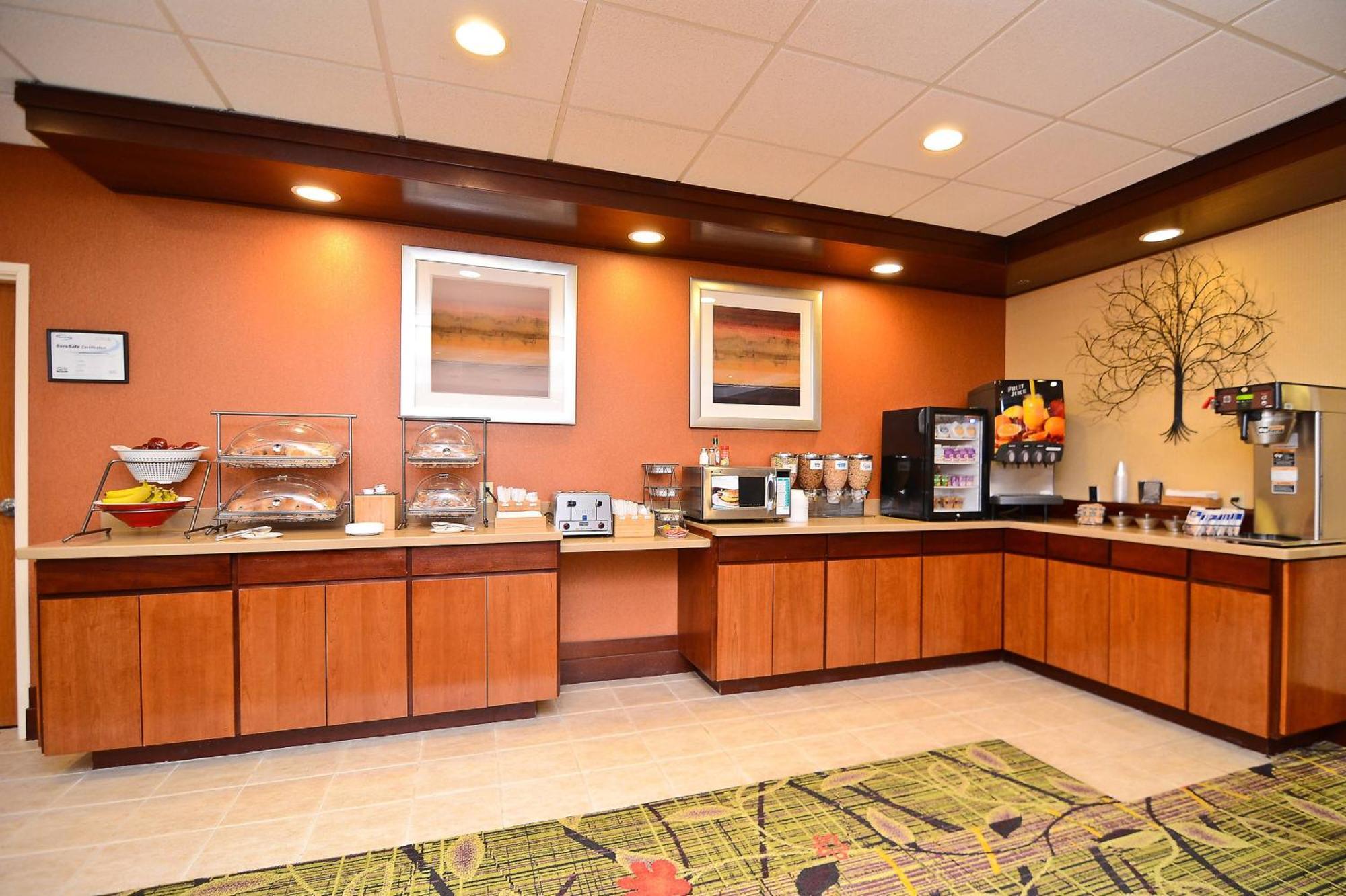 Fairfield Inn & Suites Чероки Экстерьер фото
