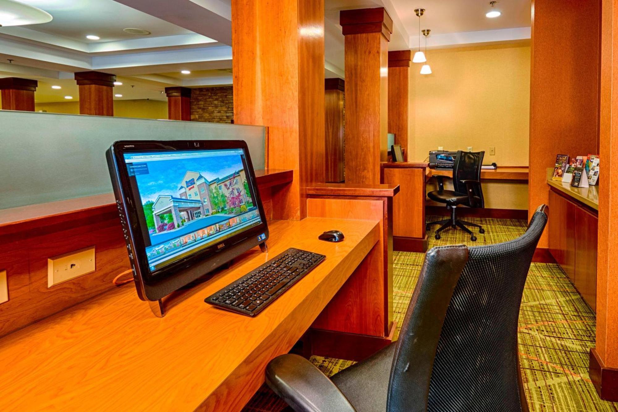 Fairfield Inn & Suites Чероки Экстерьер фото